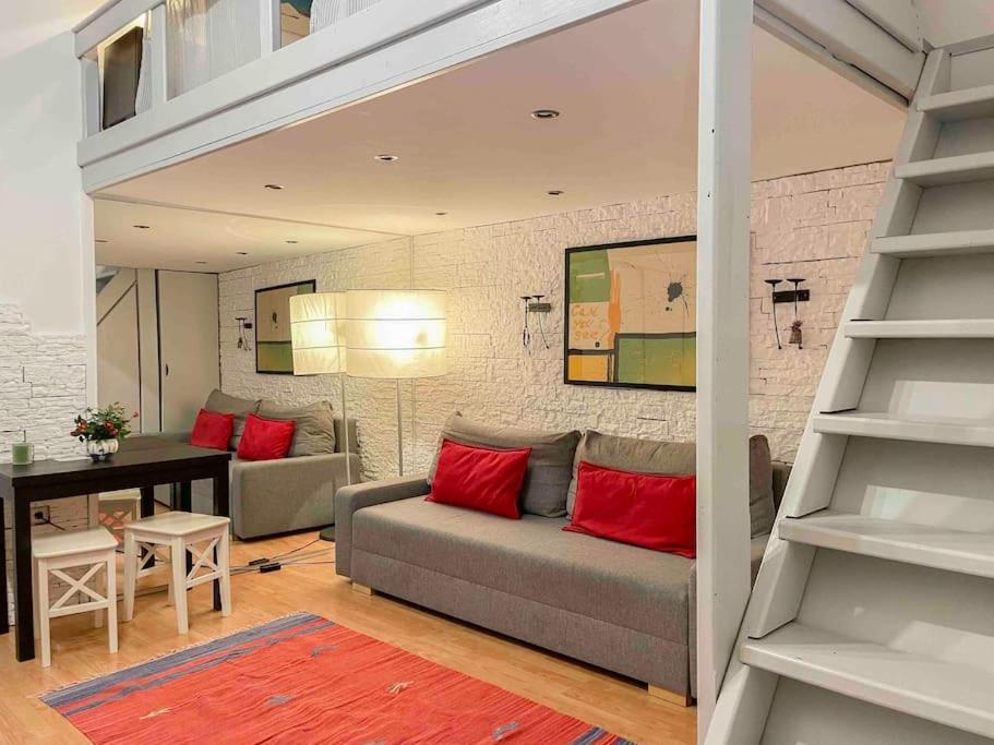 B15 Downtown Cosy Apartmán *
